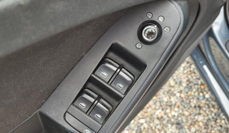 
								AUDI A4 Avant 120 cv pieno									