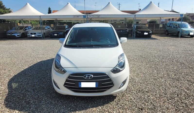 
								HYUNDAI IX20 90 cv pieno									