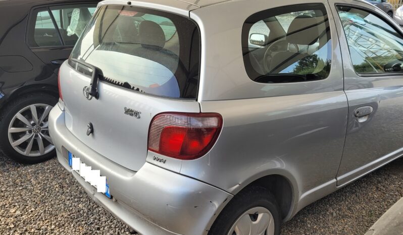
								TOYOTA Yaris 1.0 pieno									