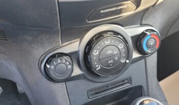 
									FORD Fiesta 5 porte 1.2 60 cv pieno								
