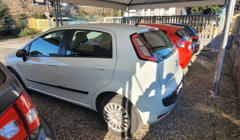 
								FIAT Punto Evo 1.3 Mj 75 cv pieno									