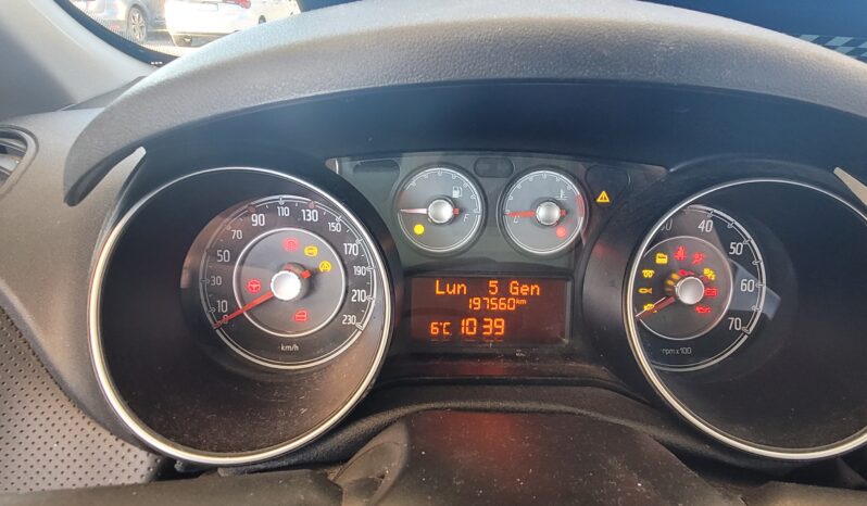 
								FIAT Punto Evo 1.3 Mj 75 cv pieno									
