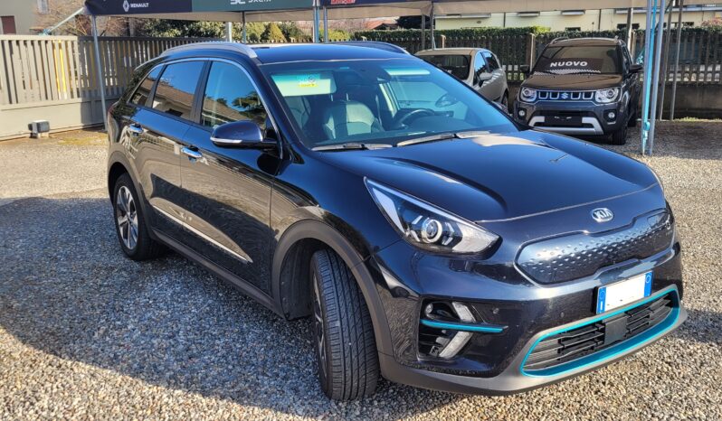 
								KIA e-Niro 64 Kw Versione Style pieno									