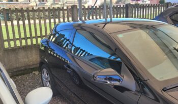 
									OPEL Astra GTC 115 cv pieno								