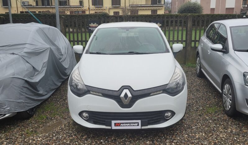 
								RENAULT Clio 1.5 dci 75 cv pieno									