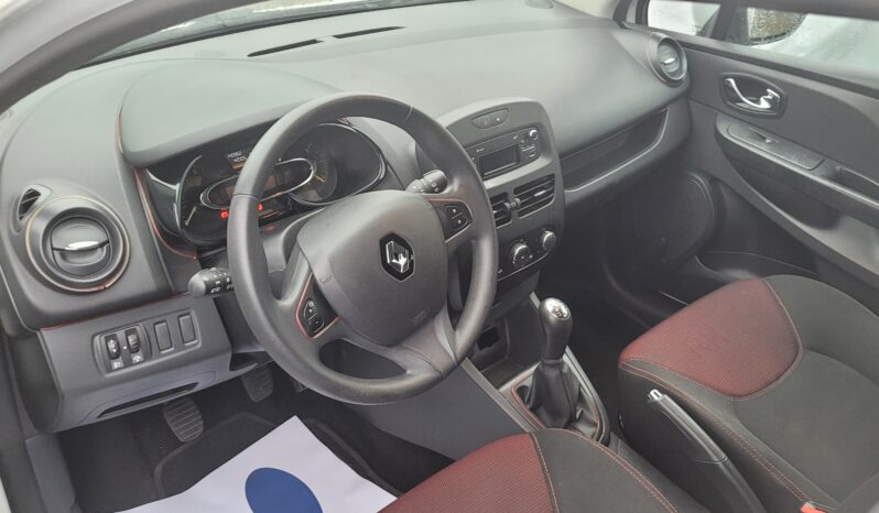 
								RENAULT Clio 1.5 dci 75 cv pieno									