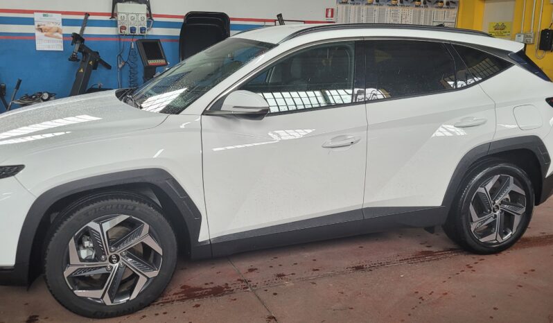 
								HYUNDAI Tucson 1.6 HEV 180 cv pieno									