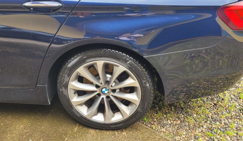 
								BMW 530 d  Touring 258 cv Xdrive pieno									