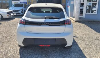 
									PEUGEOT 208 1.2 75 cv Active Pack pieno								