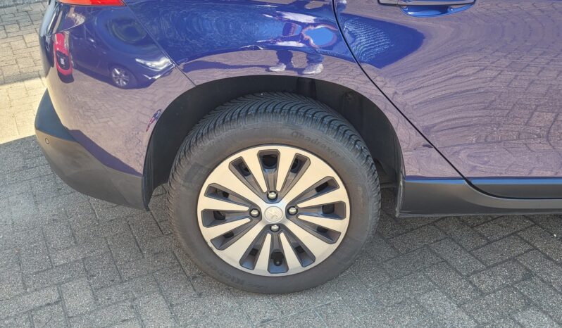 
								PEUGEOT 2008 1.6 Hdi 92 cv pieno									