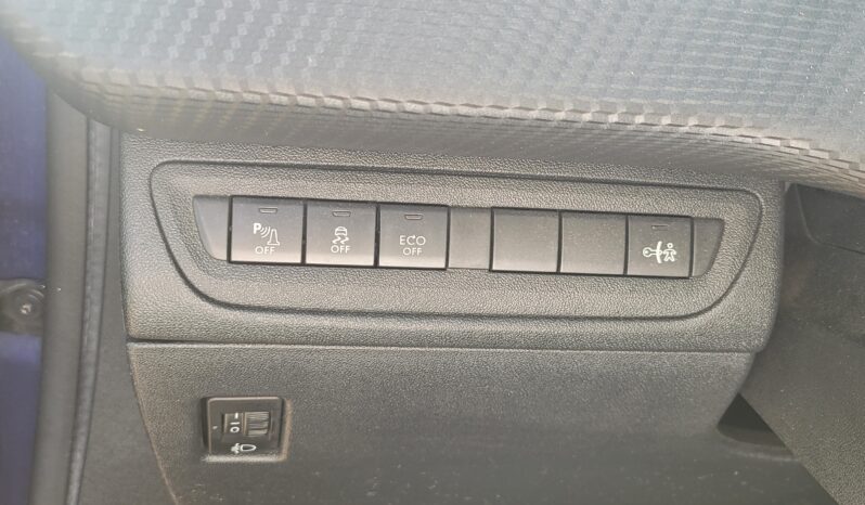 
								PEUGEOT 2008 1.6 Hdi 92 cv pieno									