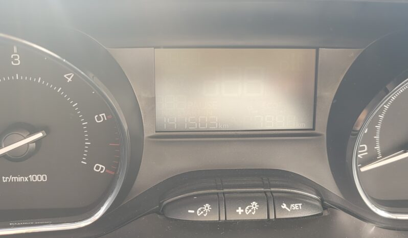 
								PEUGEOT 2008 1.6 Hdi 92 cv pieno									