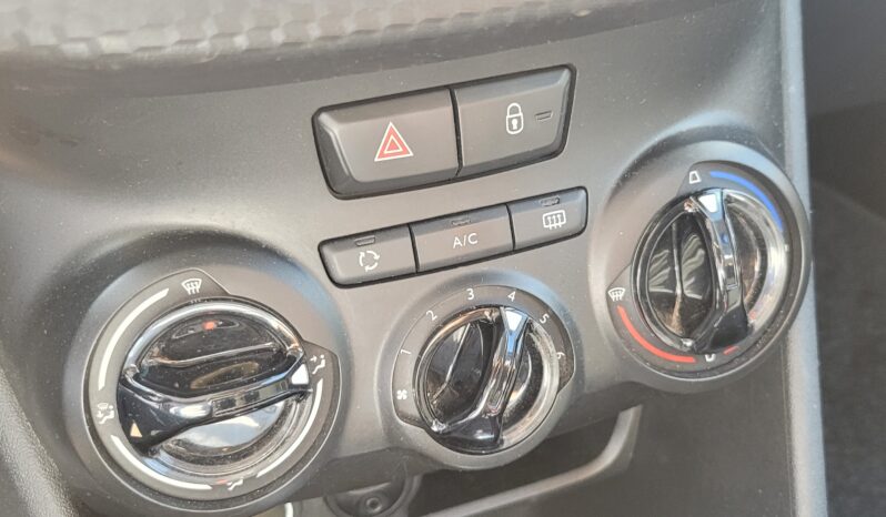 
								PEUGEOT 2008 1.6 Hdi 92 cv pieno									