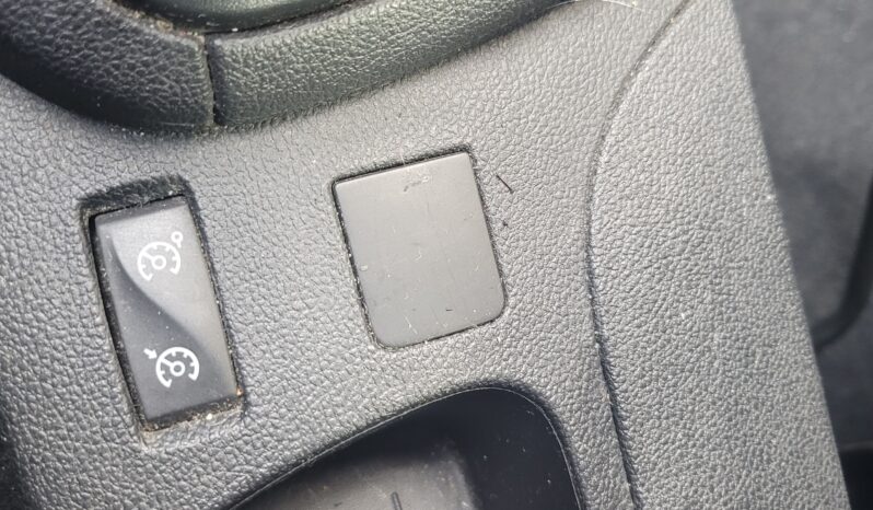 
								RENAULT Clio 1.5 Dci 75 cv pieno									